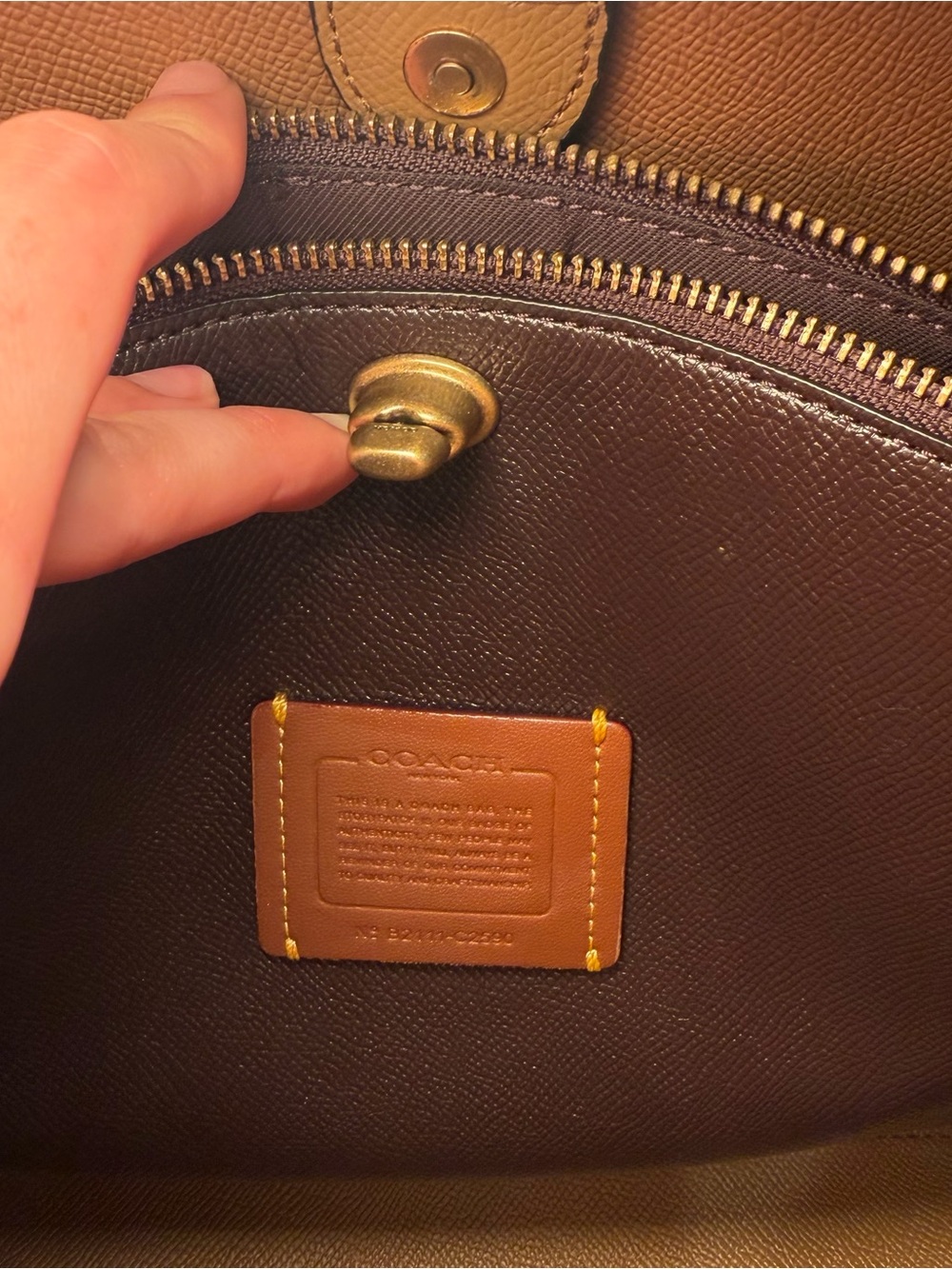 Coach Willow Shoulder Bag in Cream - Picture 13 of 14